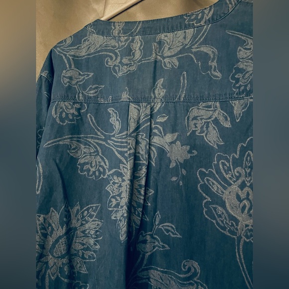 Chico's Women's flora Chambray Roll-tab 3/4 Sleeve Pullover Top Sz 3(XL/16) Blue - Picture 4 of 13